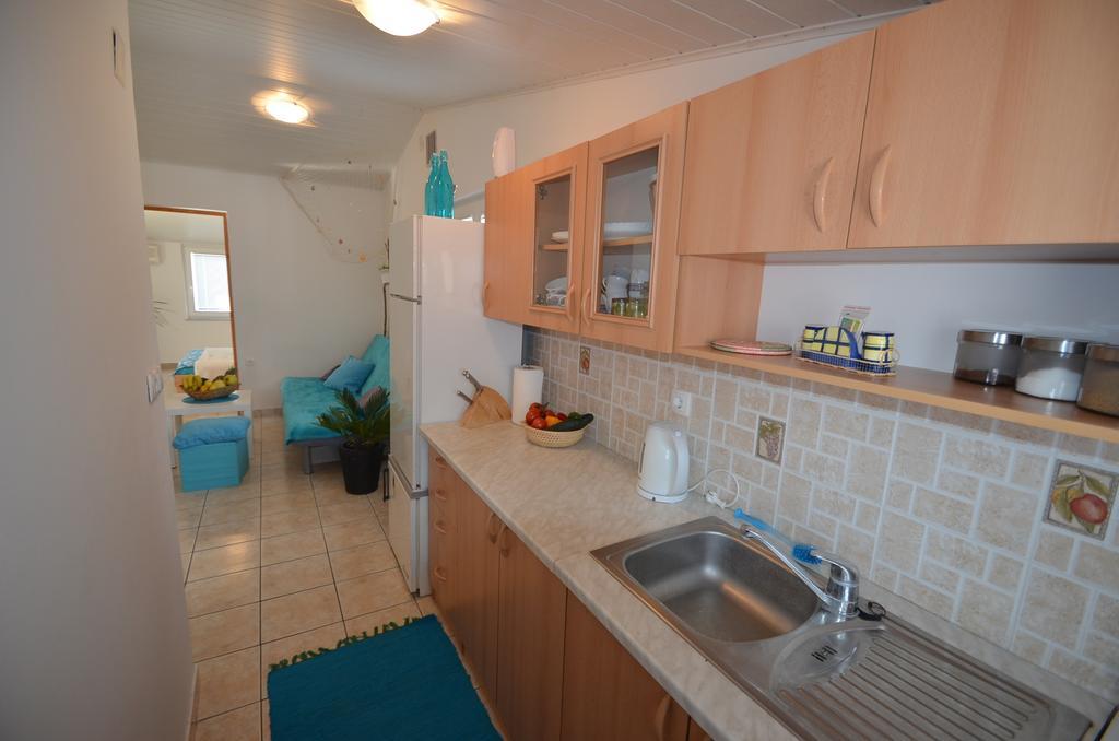 Apartment Delphin Vir Oda fotoğraf